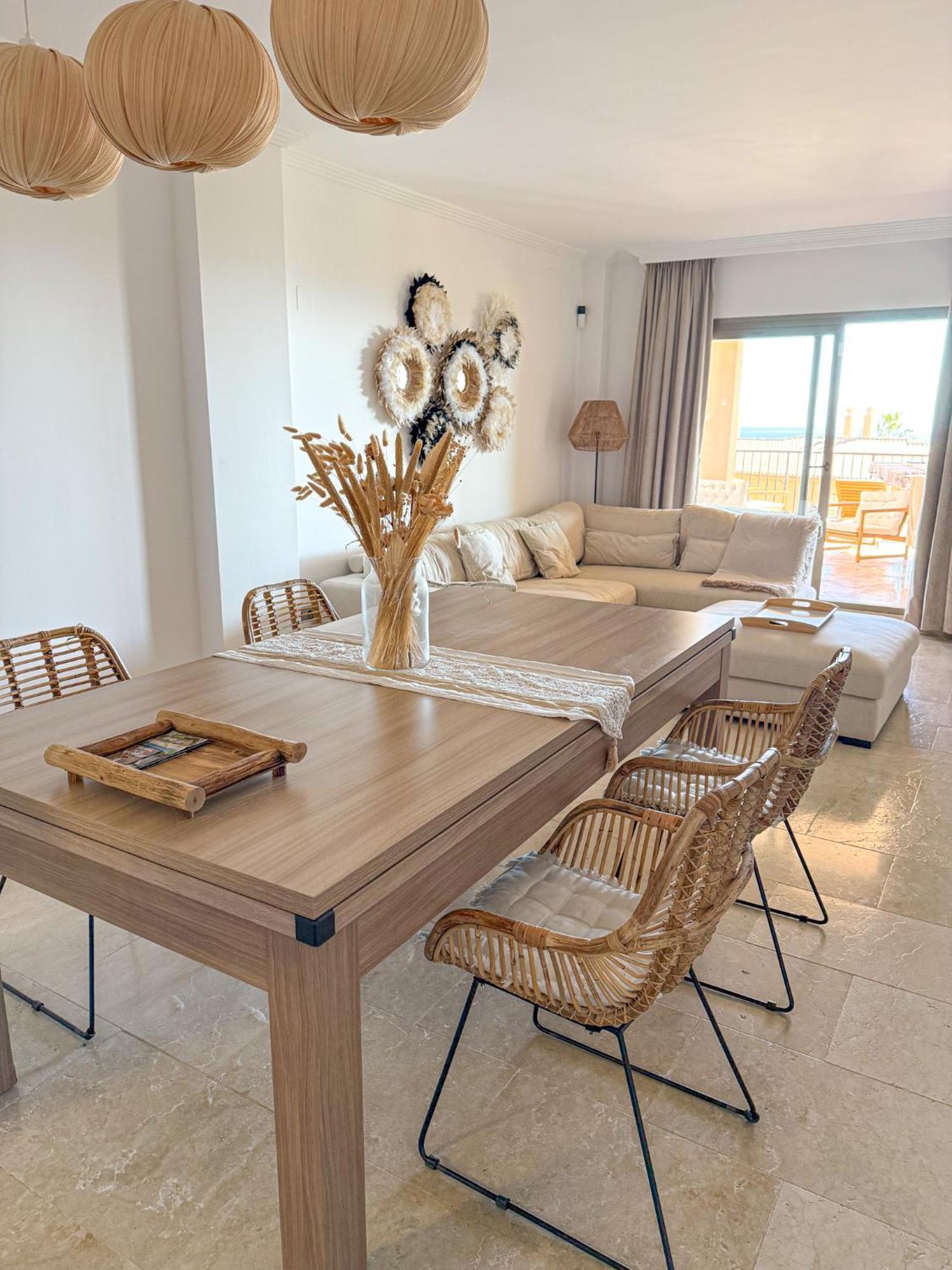 Sea And Mountain View With 4 Pools Apartamento